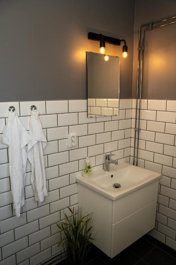 Svabesholms Kungsgards B&B Och Pensionat Stenshuvud Kivik Buitenkant foto