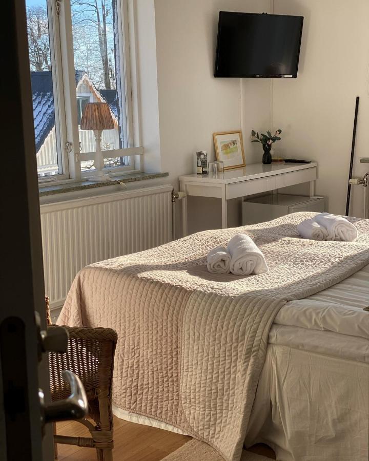 Svabesholms Kungsgards B&B Och Pensionat Stenshuvud Kivik Buitenkant foto