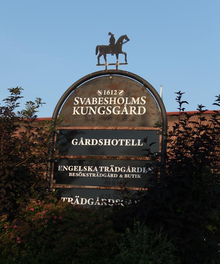 Svabesholms Kungsgards B&B Och Pensionat Stenshuvud Kivik Buitenkant foto